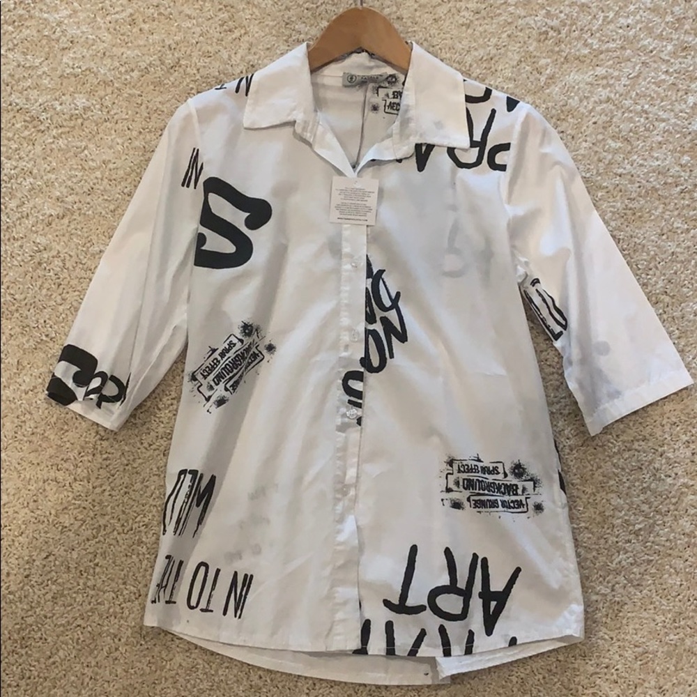 GRAFFITI BUTTON DOWN
